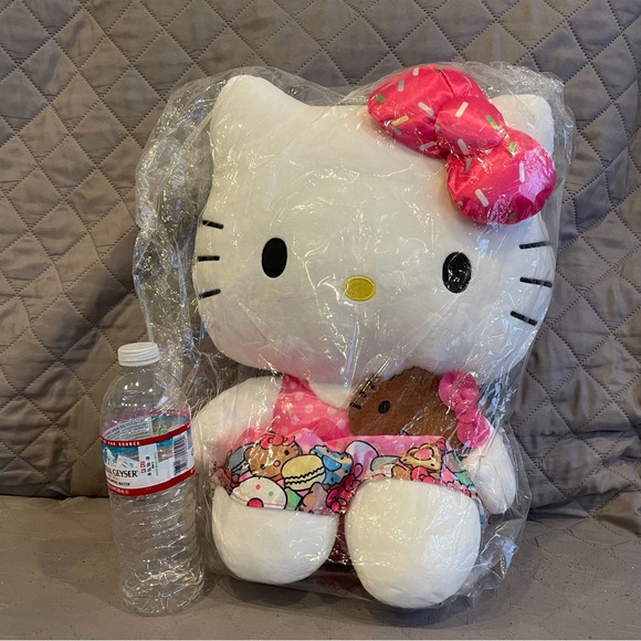 NWT hello kitty cafe plushie set - Picture 4 of 5